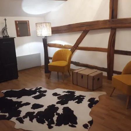 Avec Cheminee Et Exterieur * La Neuville-aux-Bois